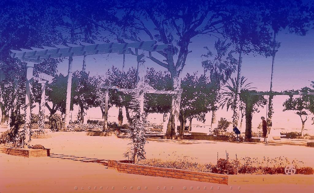 Arzew 507- Le square.jpg